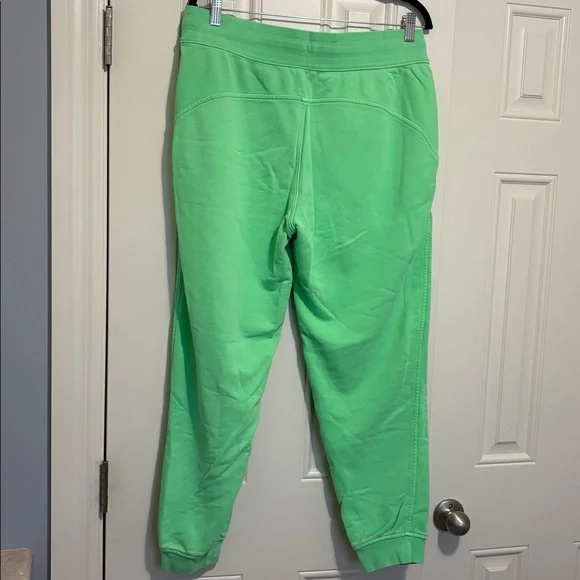 Lululemon scuba joggers - Picture 2 of 4